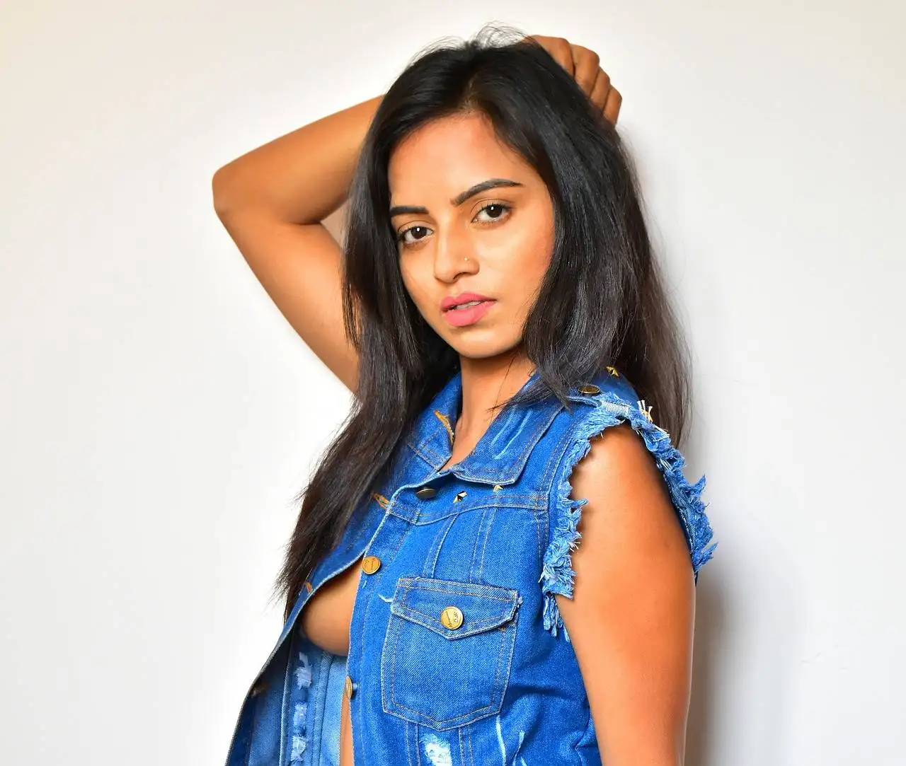 Fashion and Gender Identity: Breaking Stereotypes Through Clothing